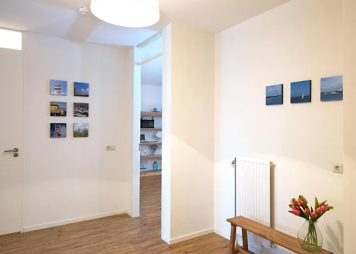 Apartment Overlooking The Scheveningen Harbor
