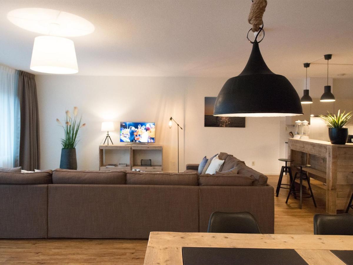 Overlooking The Scheveningen Harbor Apartment *