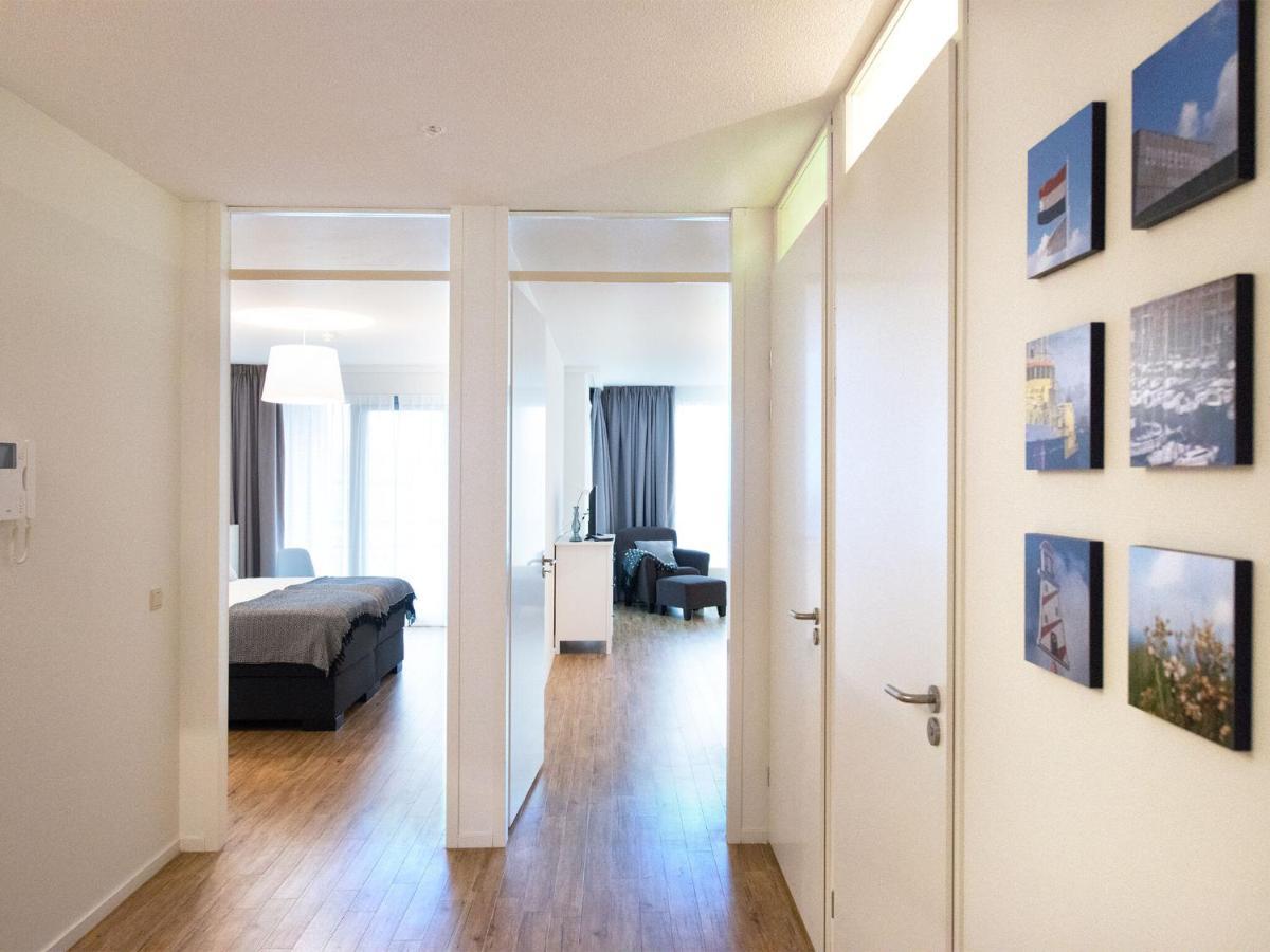 Overlooking The Scheveningen Harbor Apartment *